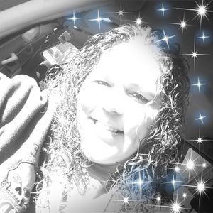 Meet your Posher, Loretta